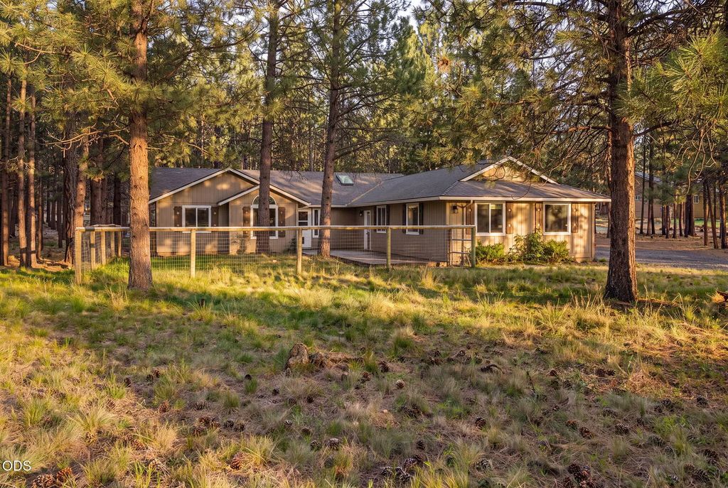 14485 Mountain View Loop, Sisters