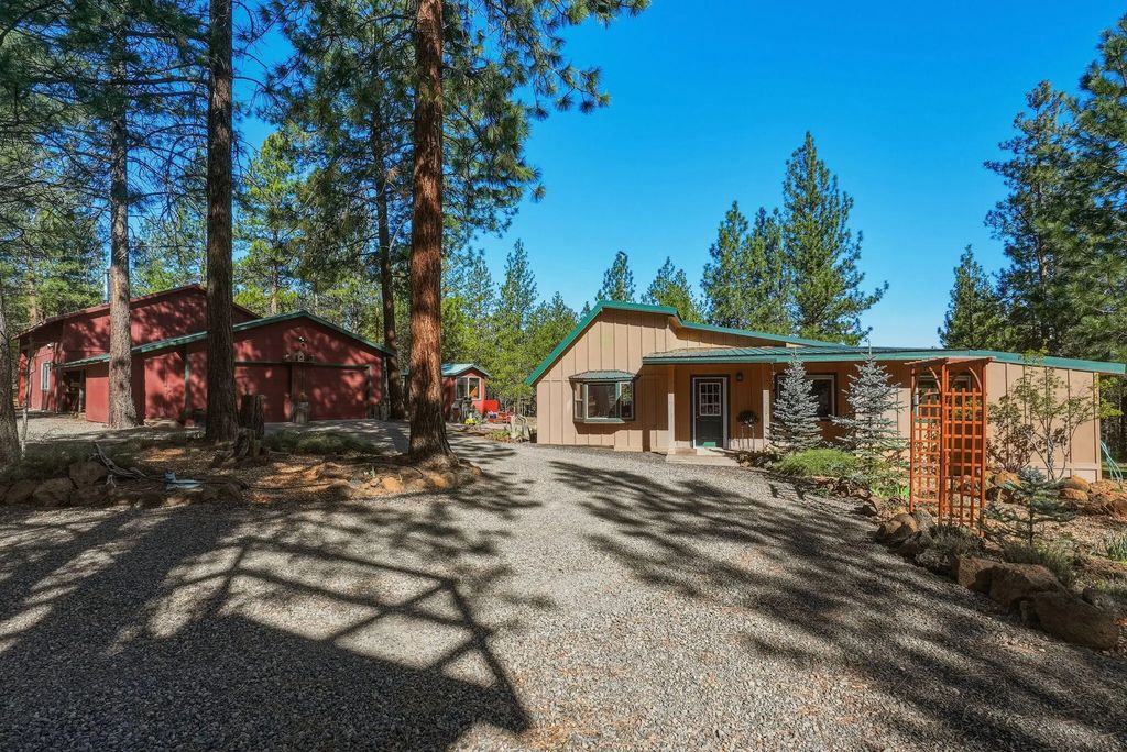 15020 Remuda Road, Sisters