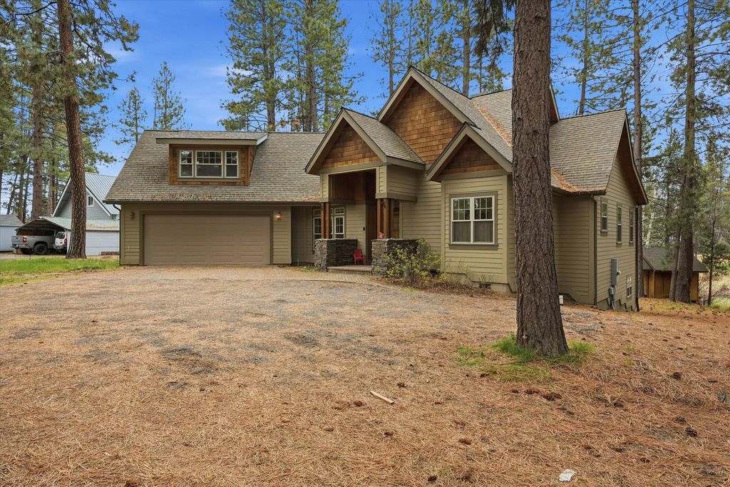 17179 Island Loop Way, Bend