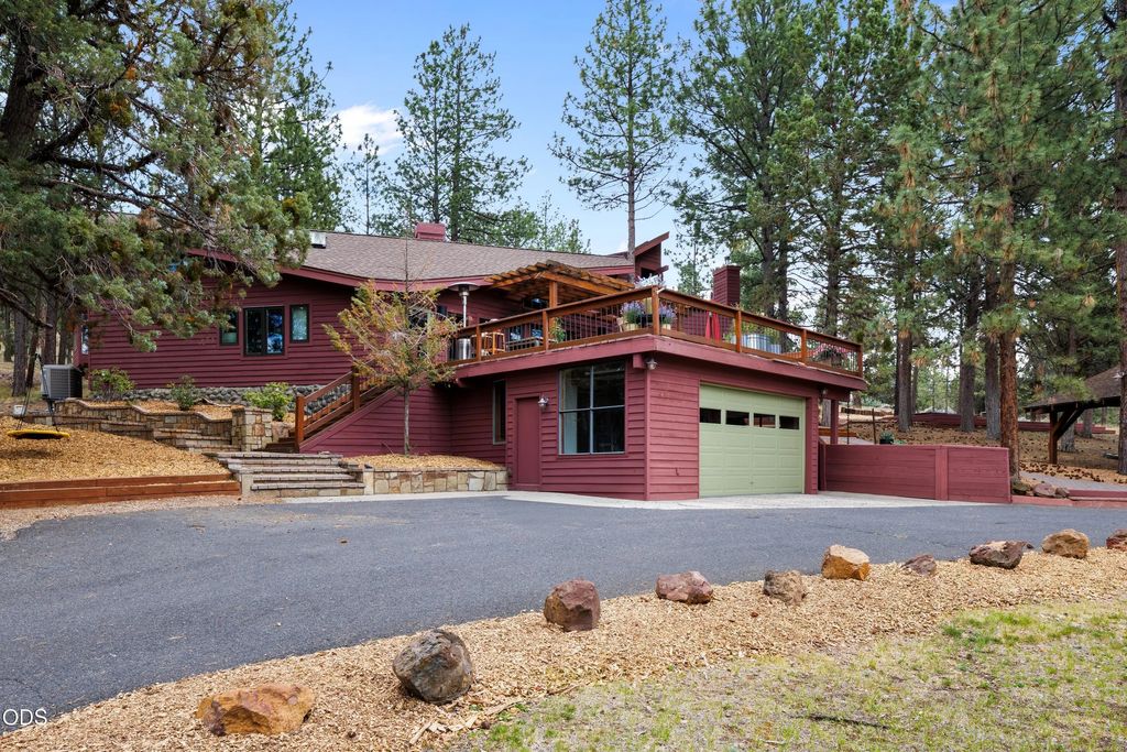 63220 Johnson Road, Bend