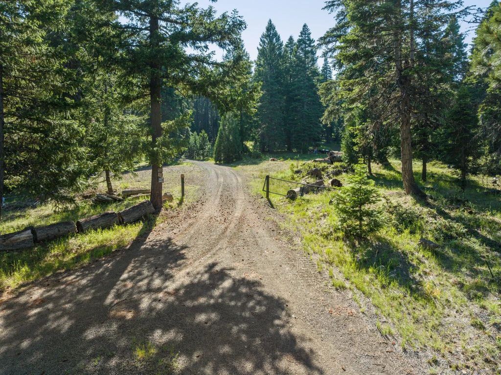 7890 Hyatt Prairie Road, Ashland