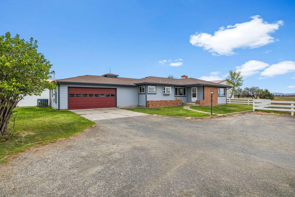 501 Nw Dogwood Lane, Madras