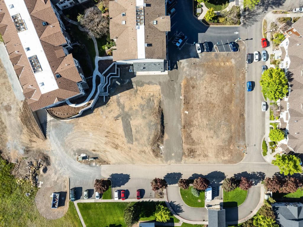 993 Mountain Meadows Drive, Ashland