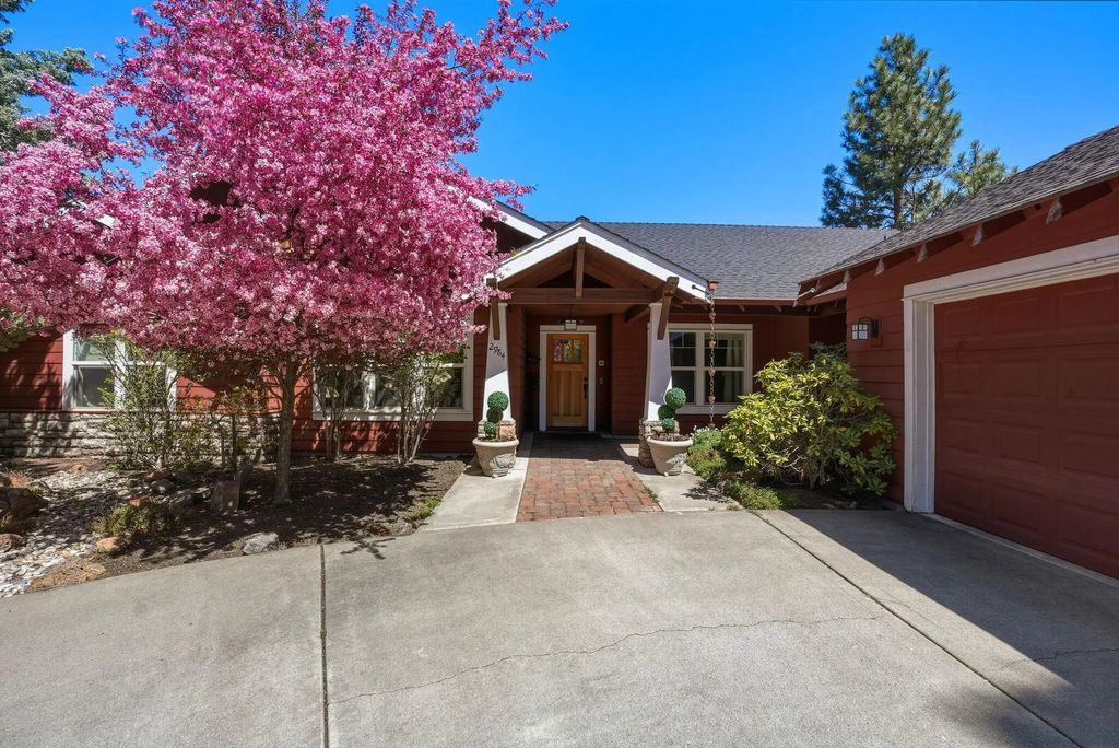 2964 Nw Fairway Heights Drive, Bend