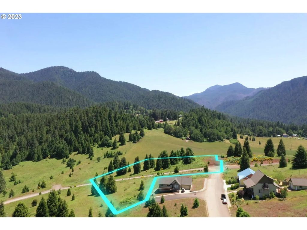 Bugle Loop Tl 1305, Oakridge
