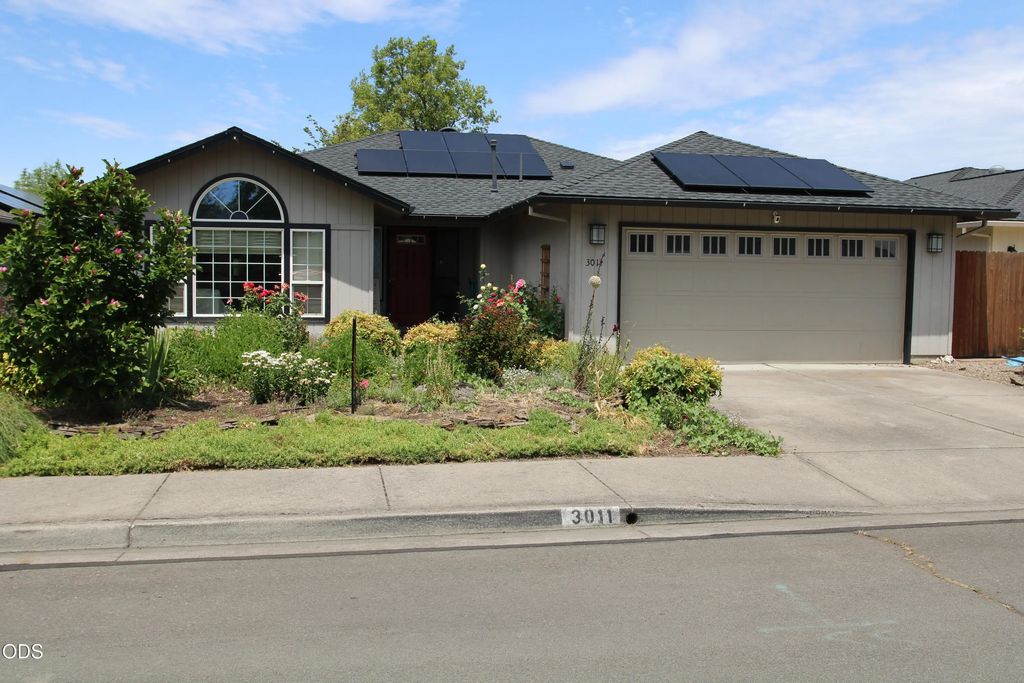 3011 Edgewood Drive, Medford