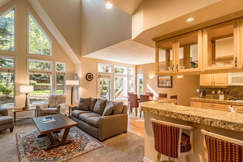 57022 Peppermill Circle 21-d, Sunriver