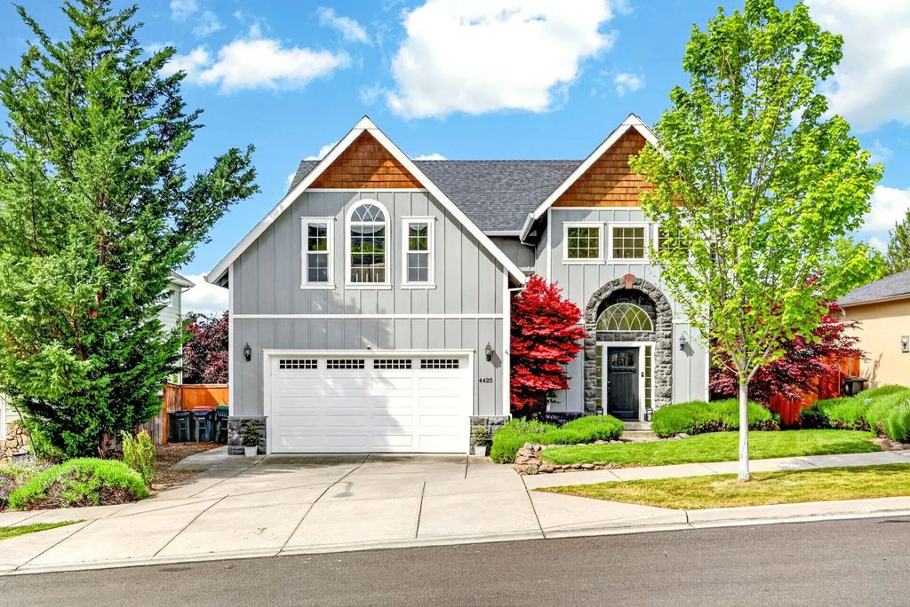 4425 Park Ridge Drive, Medford
