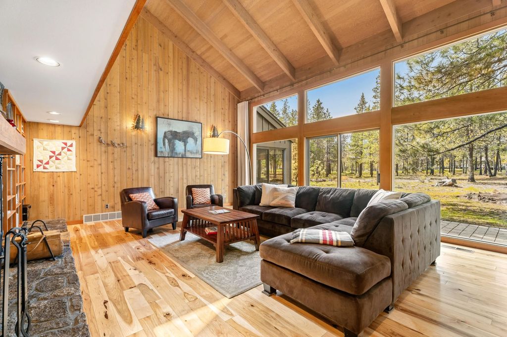 17866 Grouse Lane 3, Sunriver