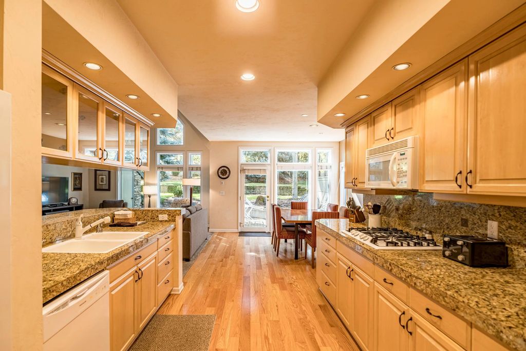 57022 Peppermill Circle 21e, Sunriver