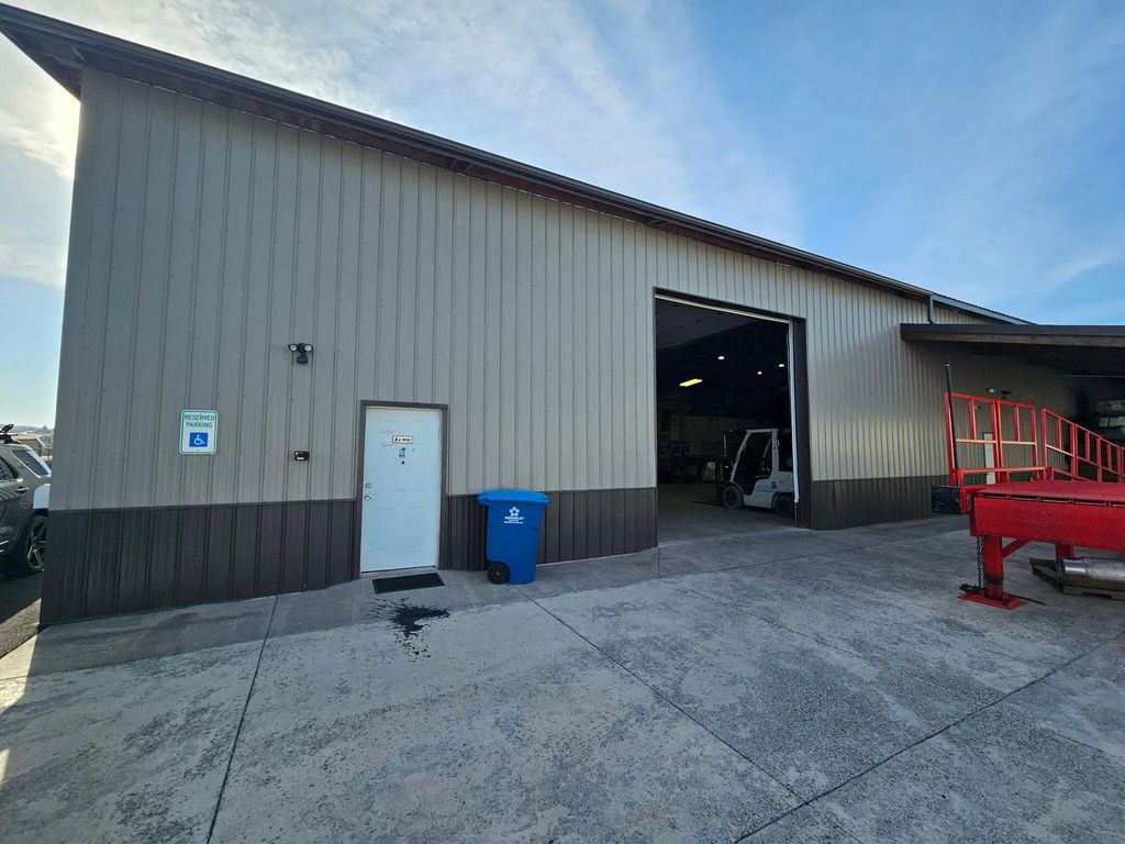 2172 Nw Industrial Park Road, Prineville