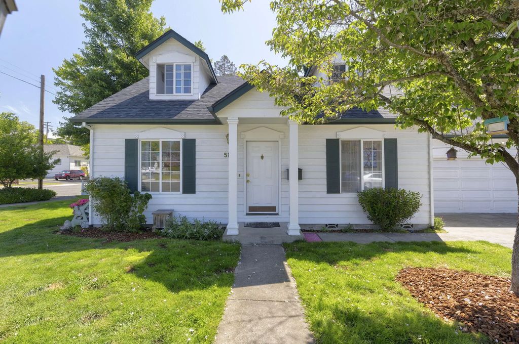 515 Nw Dimmick Street, Grants Pass