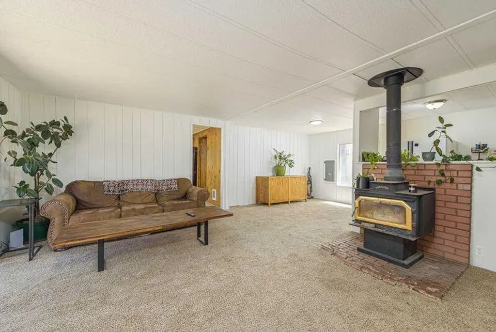149471 Midstate Road, La Pine