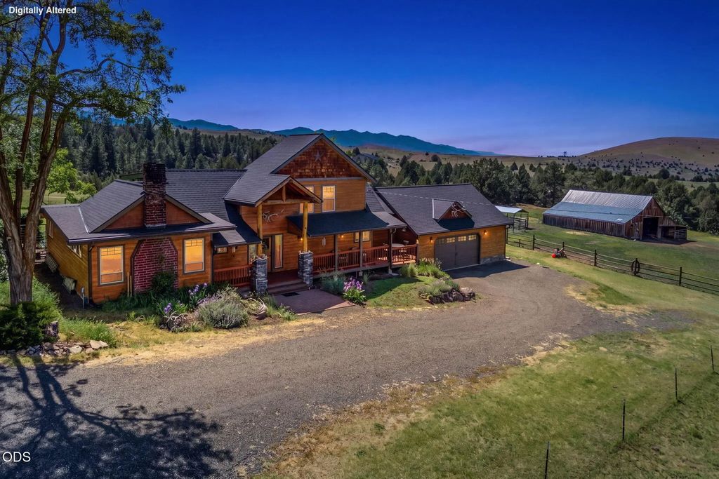 26608 Adam Road, Canyon City