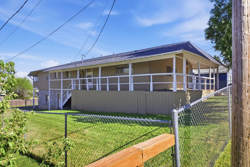 1335 Lakeview Avenue, Klamath Falls