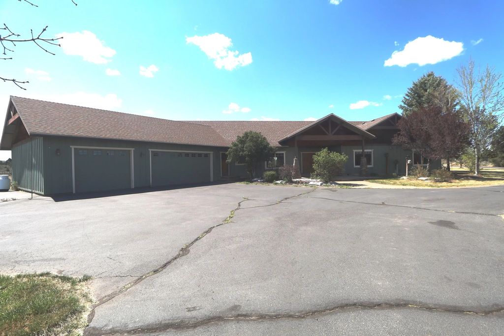 21491 Bear Creek Road, Bend