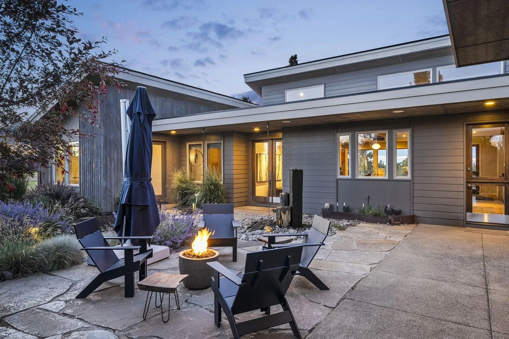 23420 Bear Creek Road, Bend