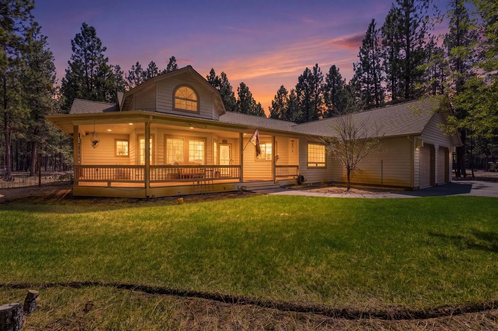 51730 Pine Loop Drive, La Pine