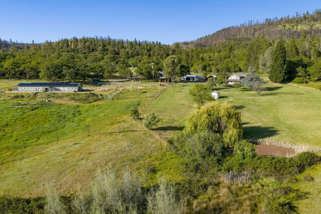 2444 Gardner Road, Eagle Point