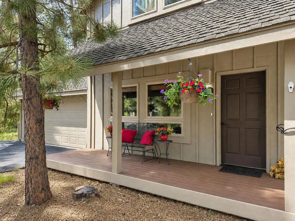 57803 Mt Rainier Lane 10, Sunriver
