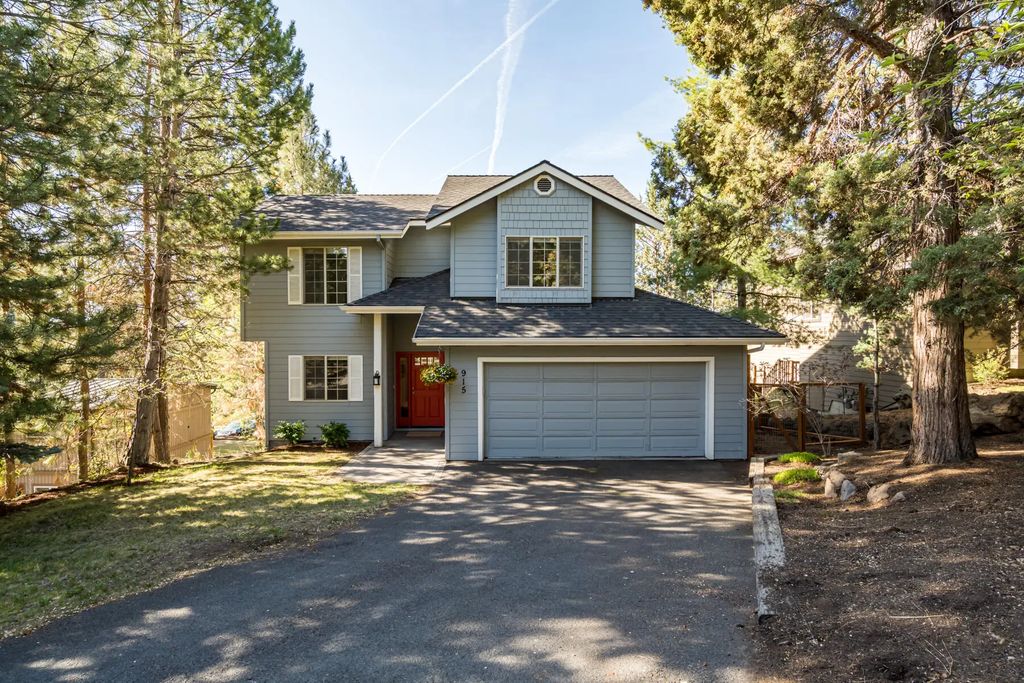 915 Nw Saginaw Avenue, Bend