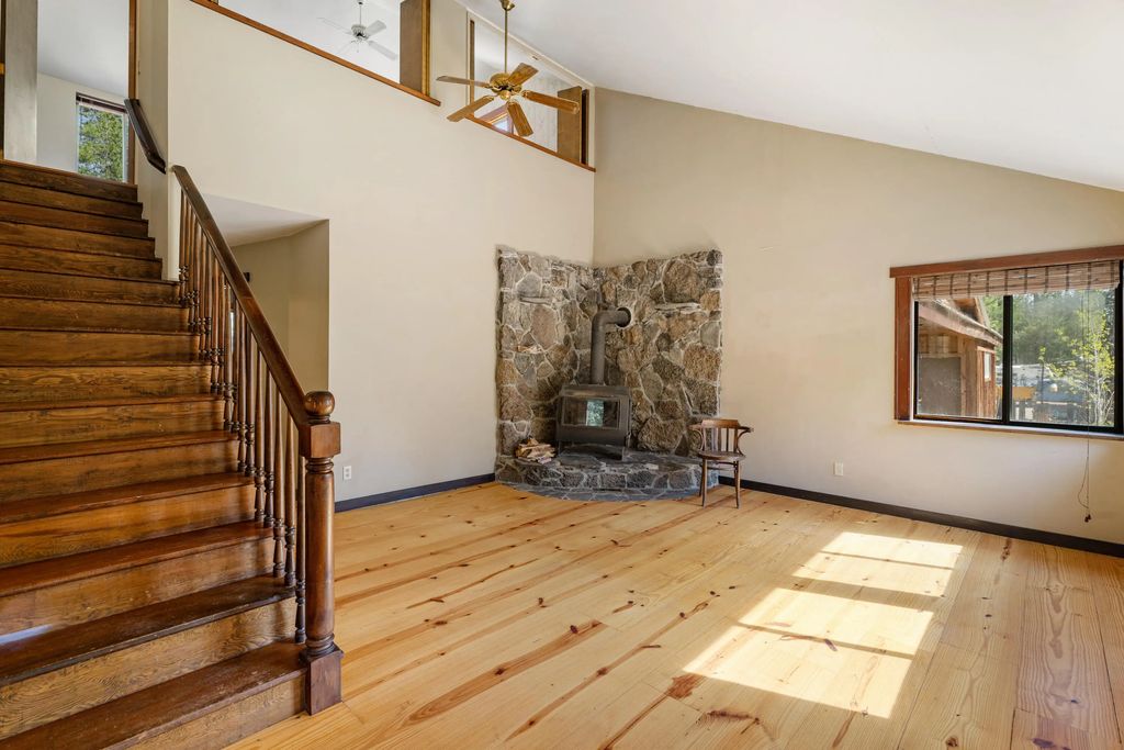 52140 Elderberry Lane, La Pine