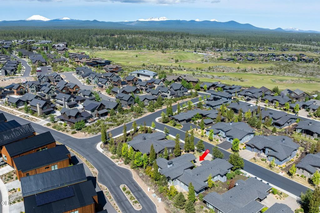 19301 Alianna Loop, Bend