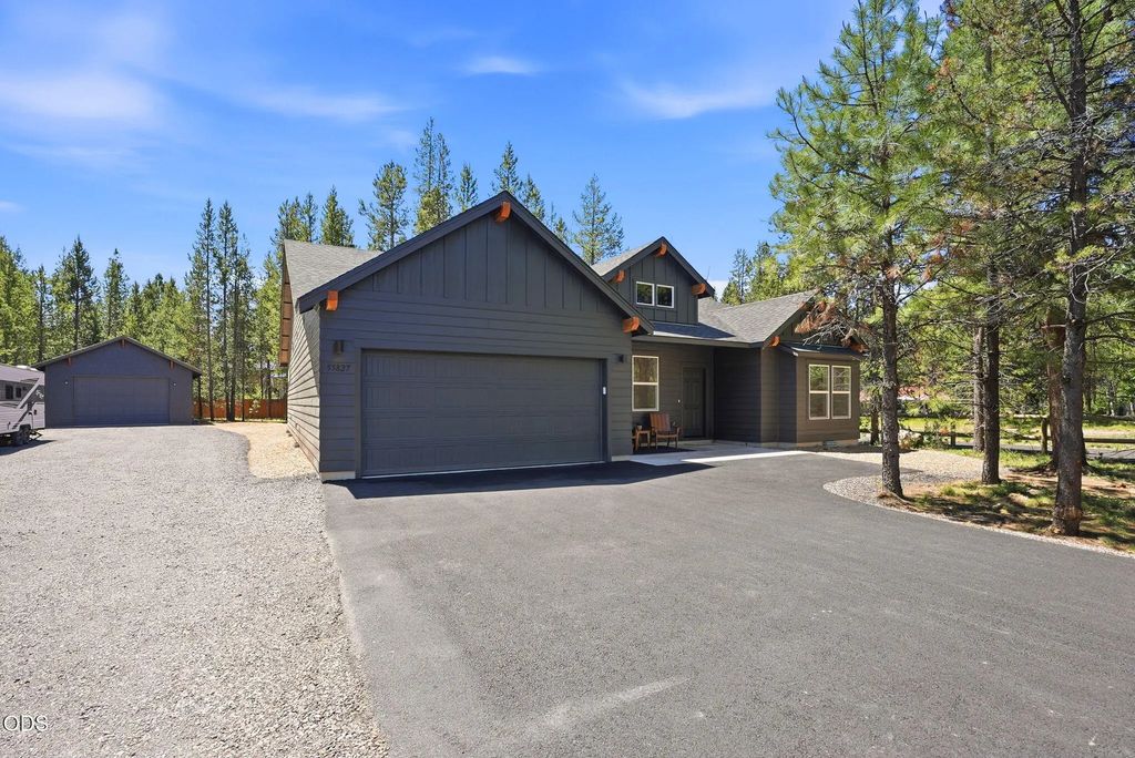 55827 Wood Duck Drive, Bend