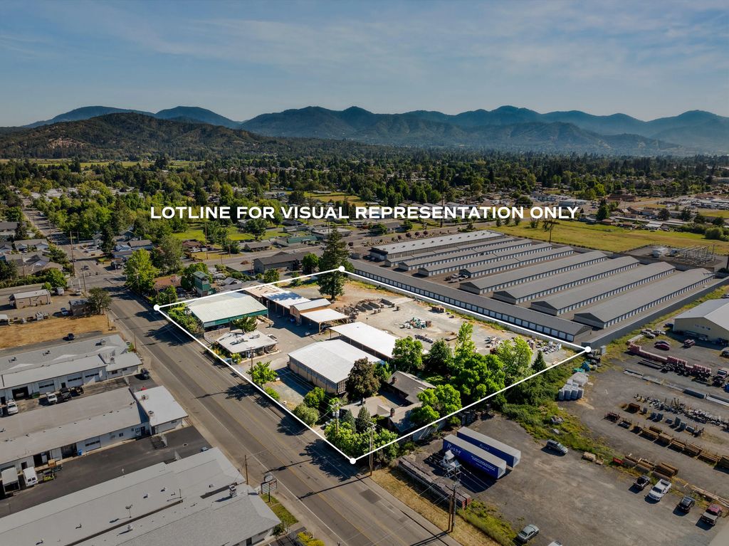 1559 Dowell Road, Grants Pass