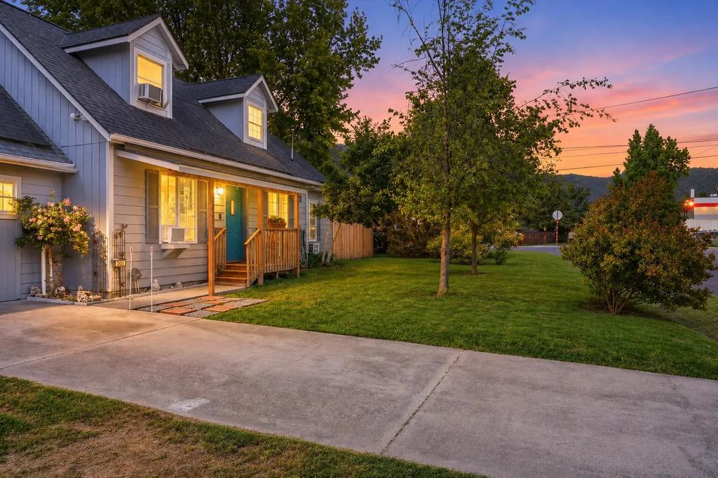 201 Sw Dimmick Street, Grants Pass