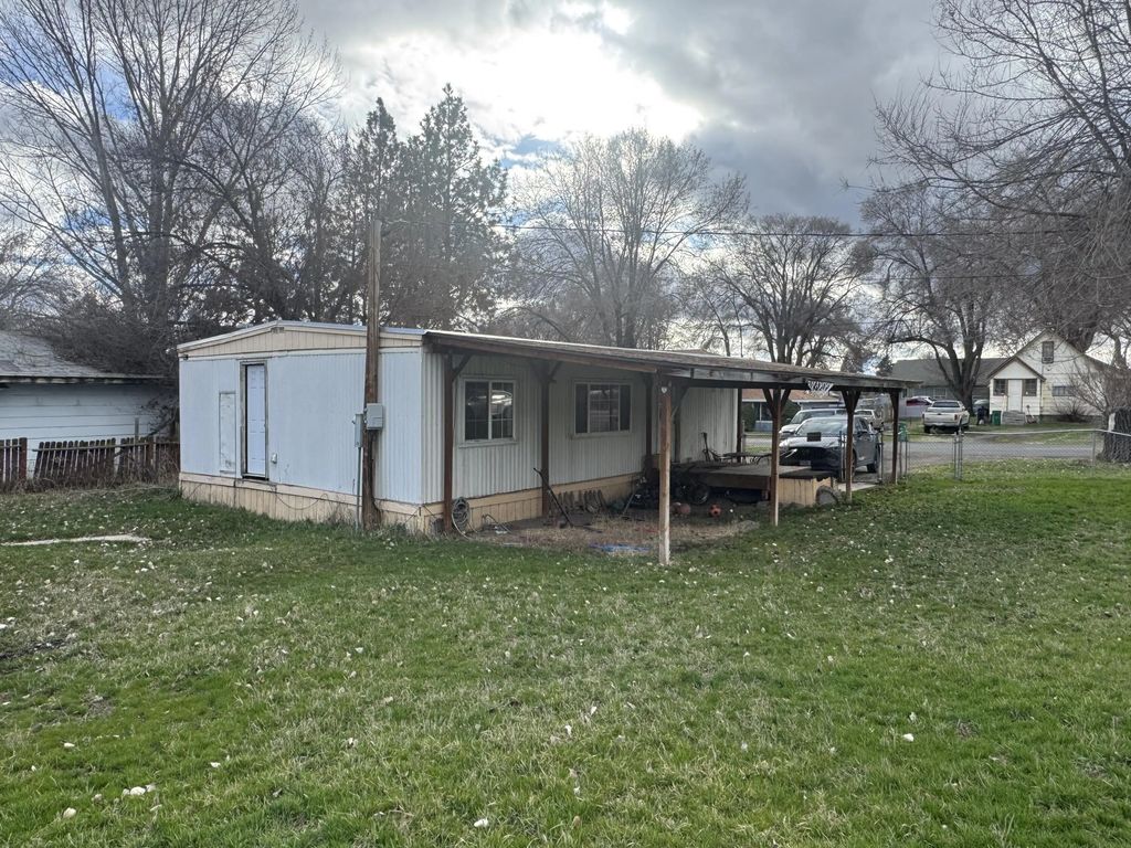 1705 Etna Street, Klamath Falls
