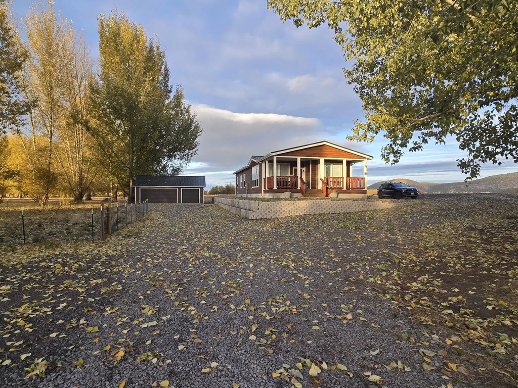 32158 Modoc Point Road, Chiloquin
