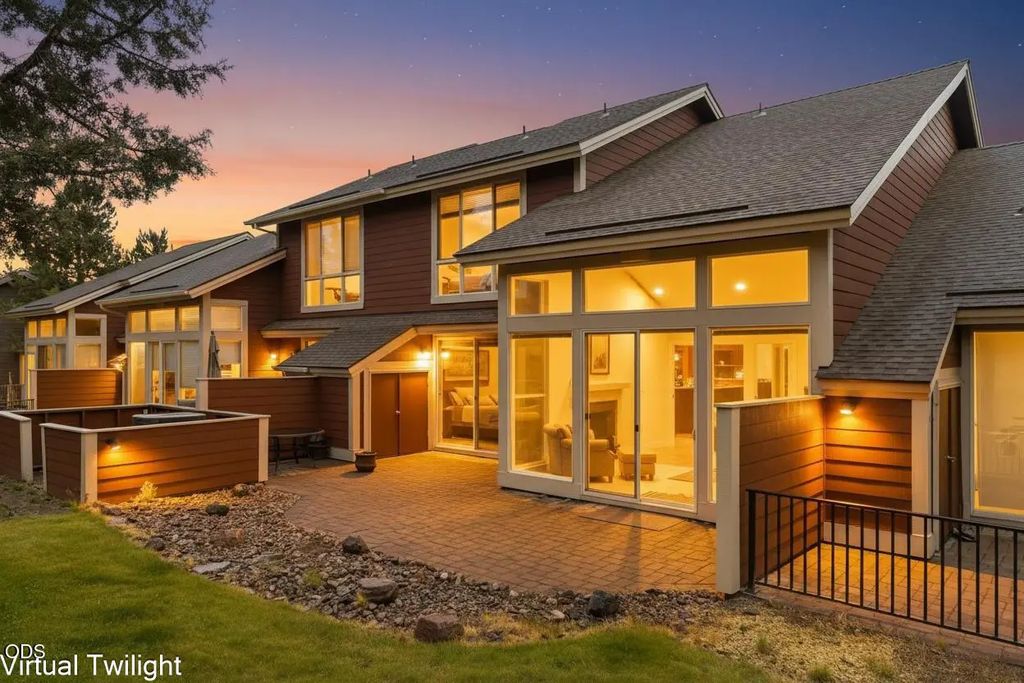 11110 Village Loop, Redmond