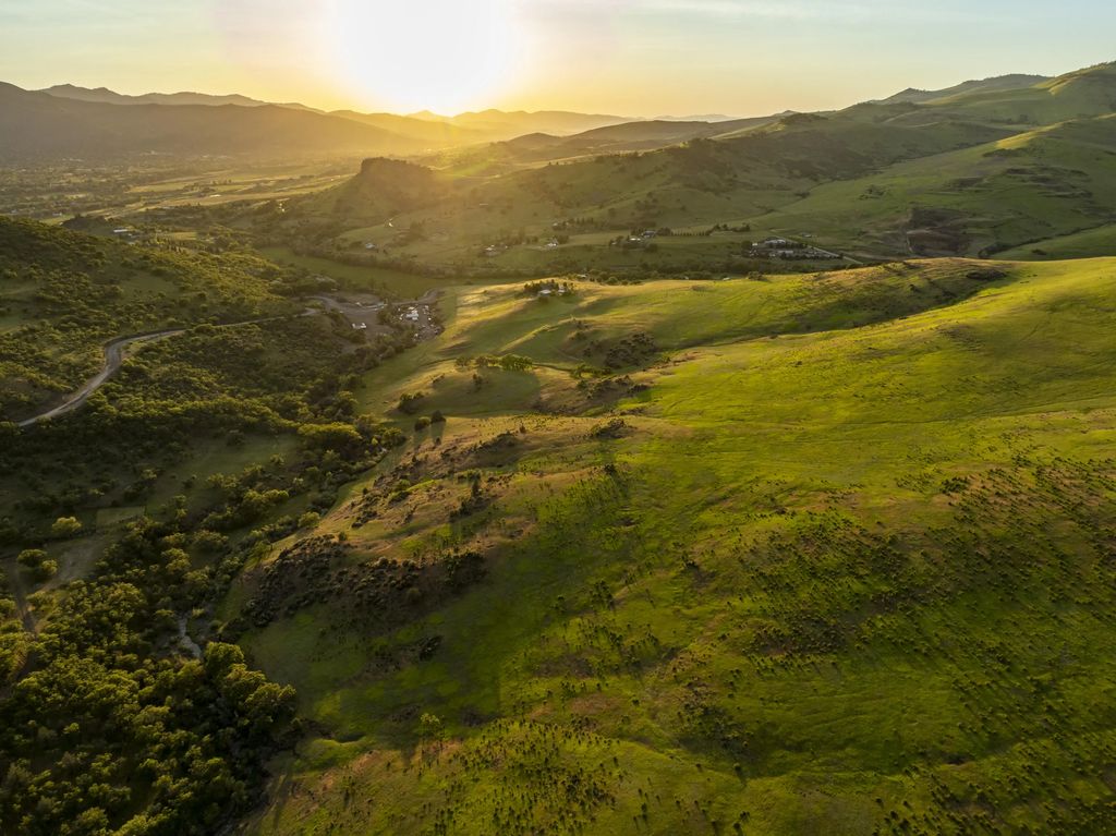 312 Sky Ridge Road, Ashland