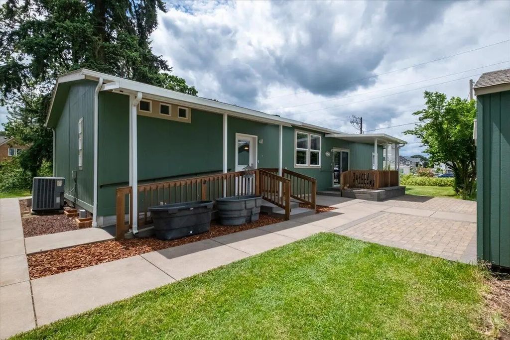 1017 N 2nd Street, Jefferson