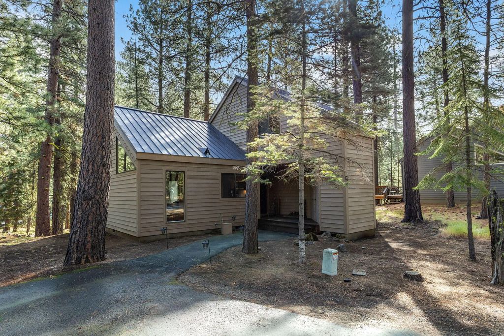 70668 Kaporie Bbh 11, Black Butte Ranch
