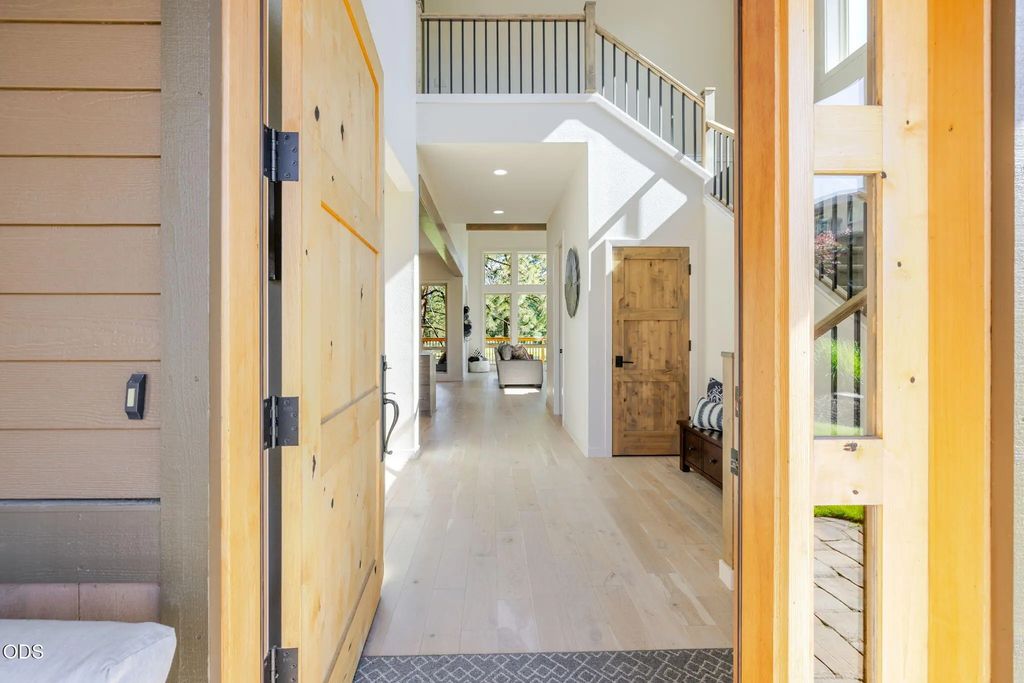 60454 Kangaroo Loop, Bend