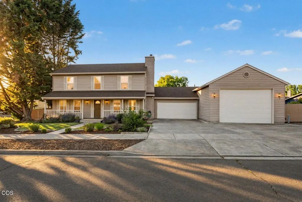 2769 Stonebrook Drive, Medford