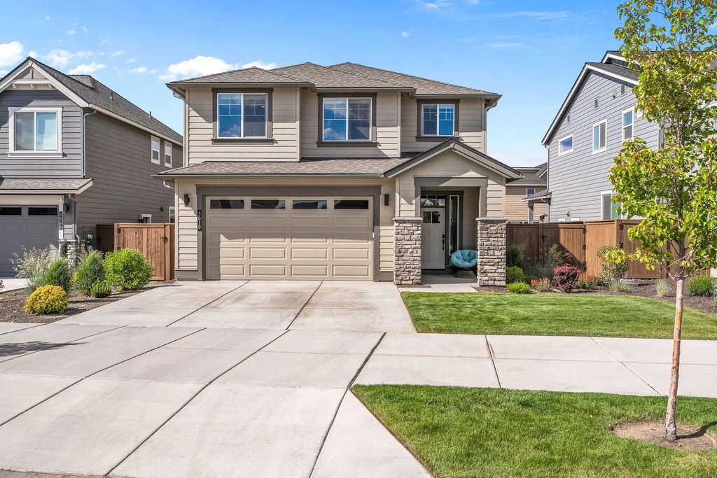 3010 Ne Nipper Drive, Bend