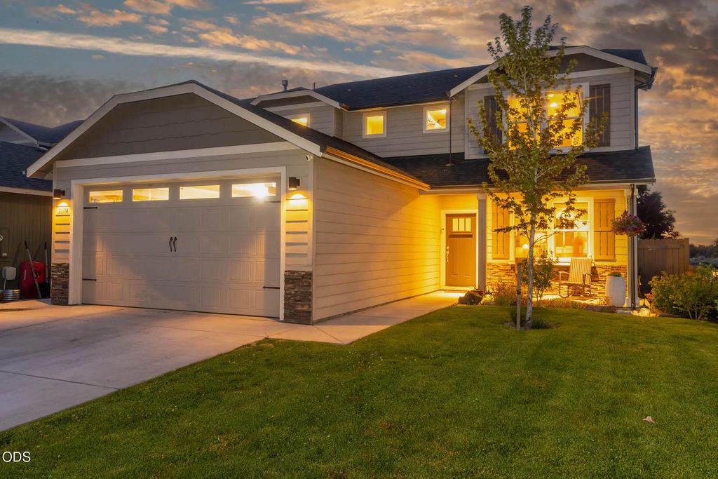 21314 Se Daylily Avenue, Bend