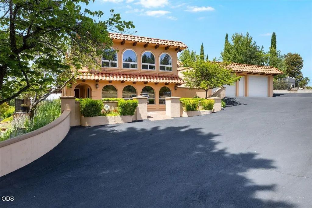 3752 Devils Garden Road, Medford