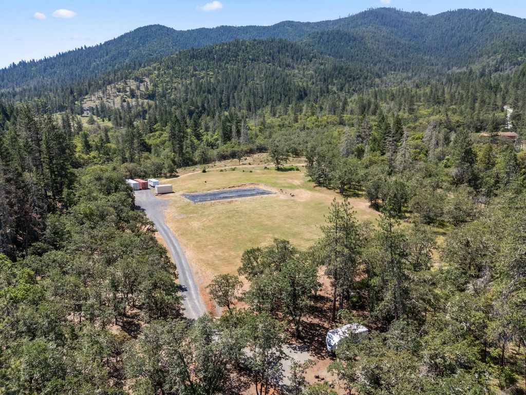 10552 Williams Highway, Grants Pass