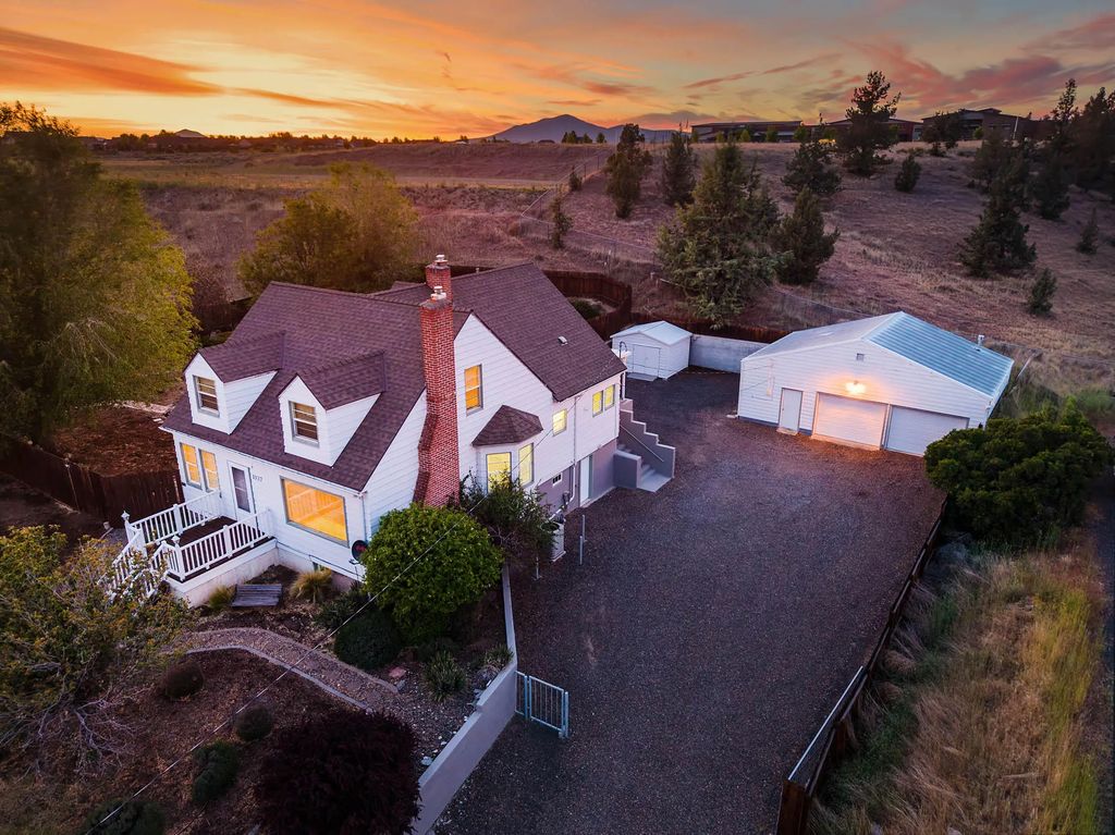 1937 Ne Laughlin Road, Prineville