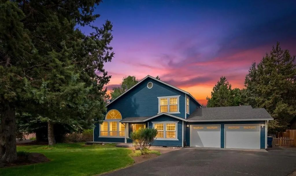 3597 Sw 32nd Street, Redmond