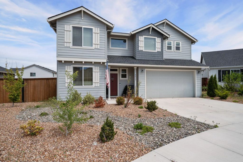 4039 Sw Quartz Place, Redmond