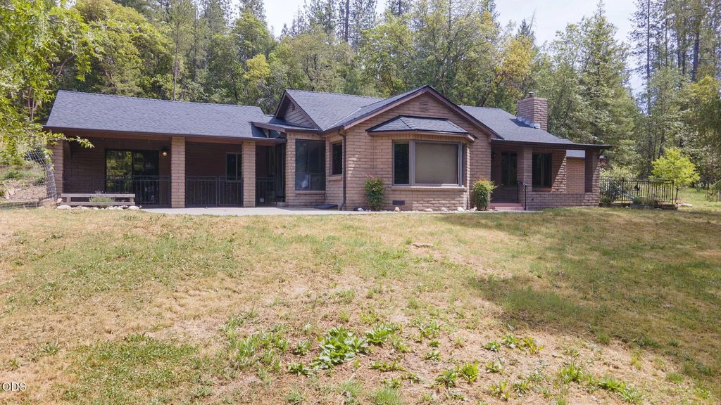 782 Covered Bridge Road, Rogue River