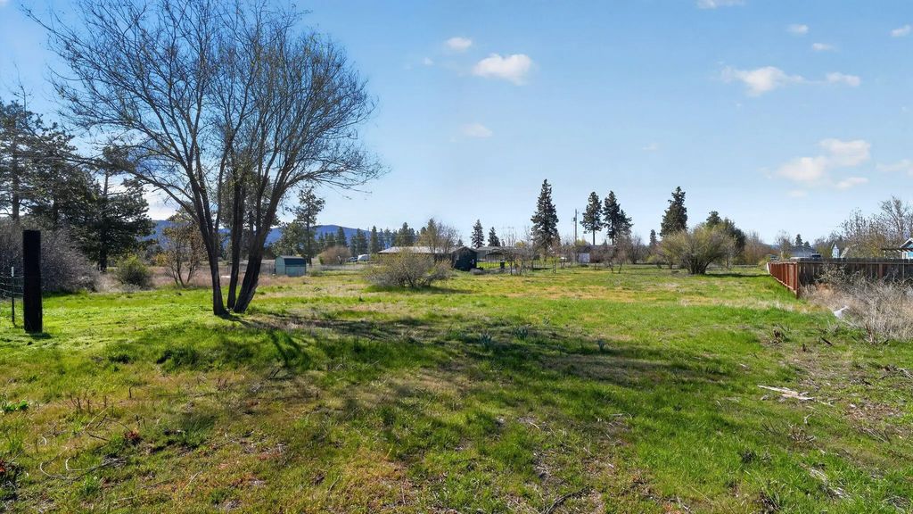 34693 Kerry Drive, Chiloquin