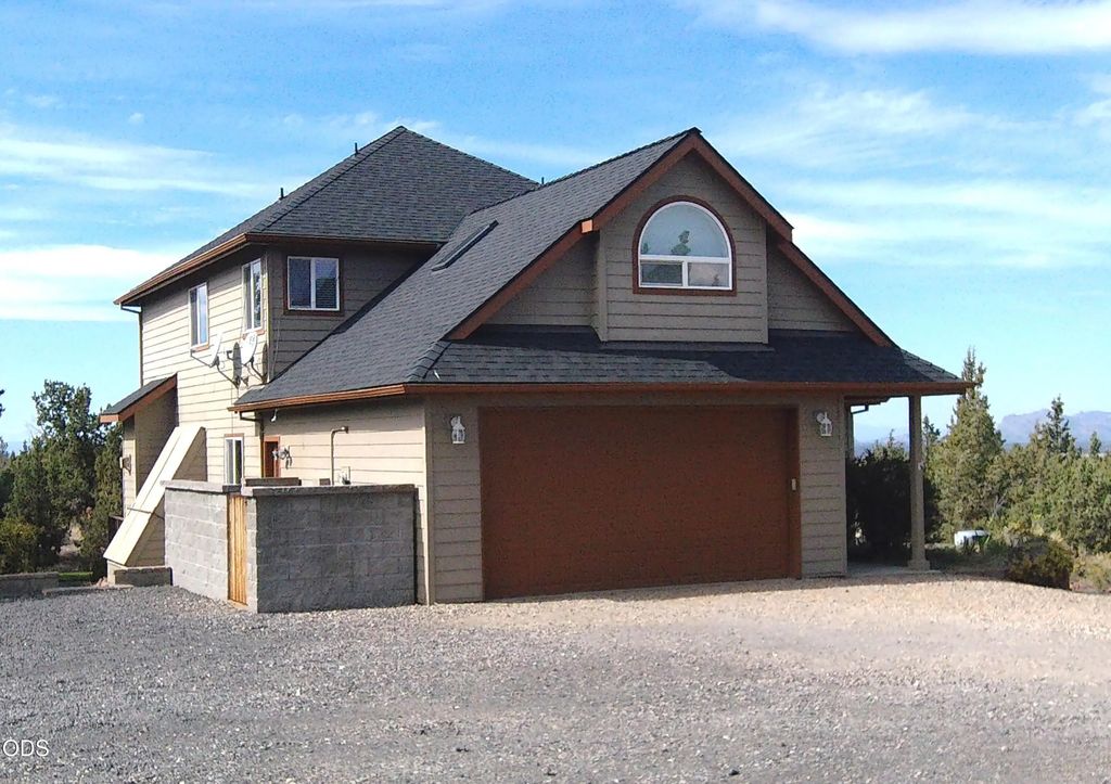 10300 Sw Nicole Drive, Powell Butte