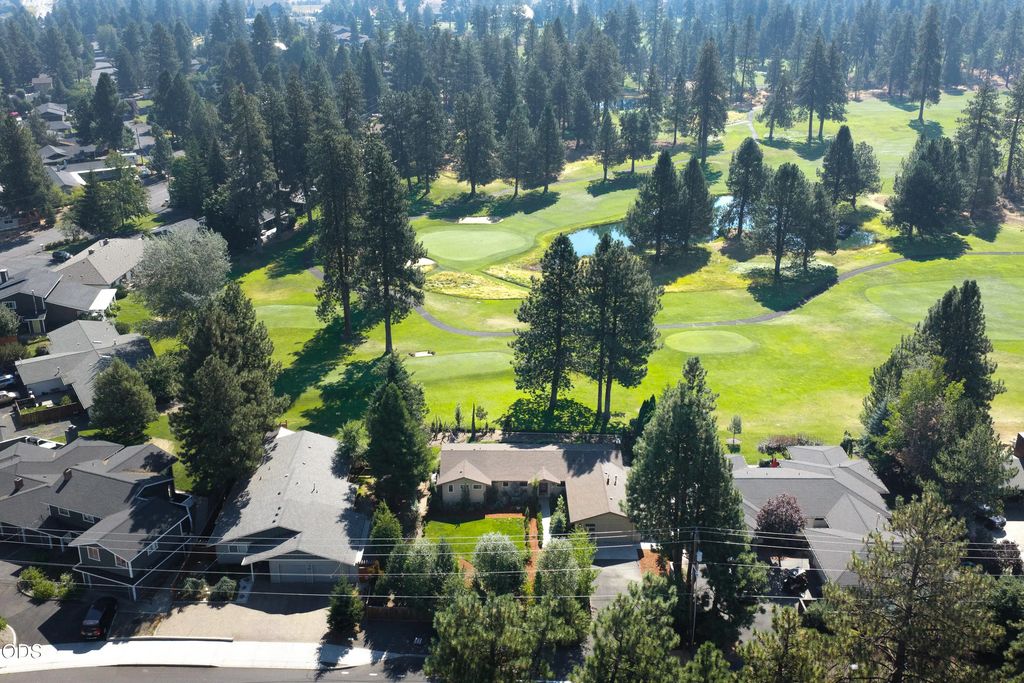 61084 Parrell Road, Bend