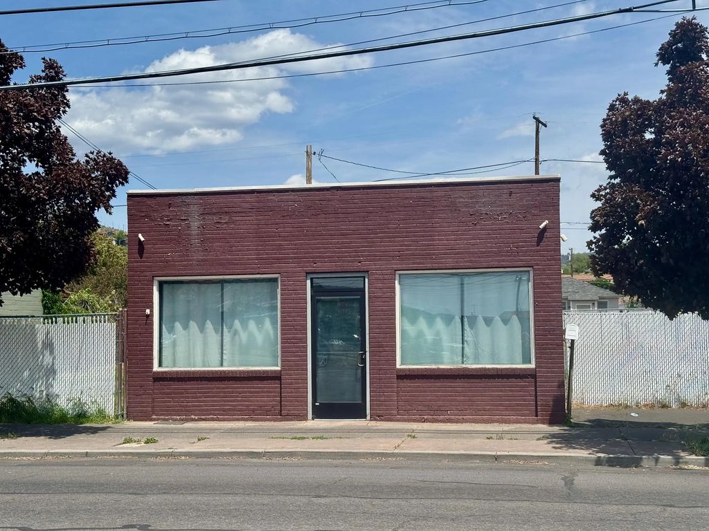 253 E Main Street, Klamath Falls